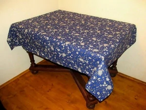 Veronika ubrus obdélníkový 140 x 120 cm modrý s kytičkou 