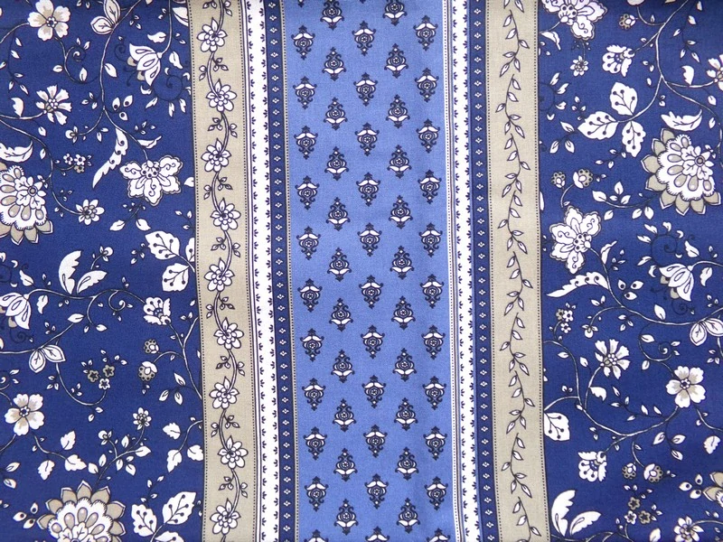 Veronika ubrus obdélníkový 140 x 120  cm modrý pruh s kytičkou 